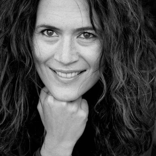 Agathe Vidal
Agathe, du grec Agathos (le bien) Vidal, du latin Vitalis (vital)